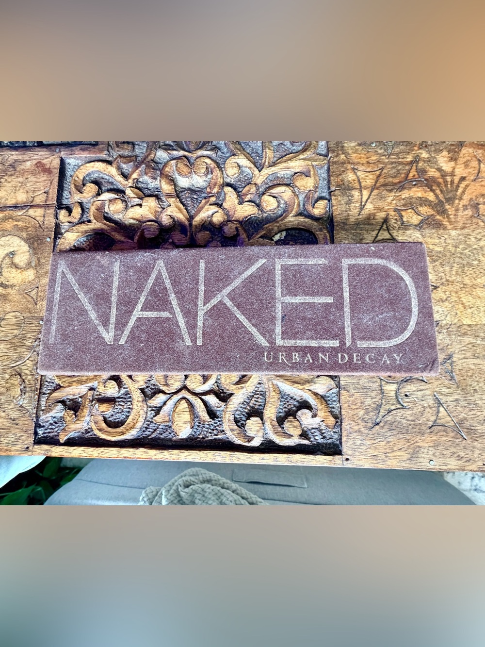 Urban Decay Naked Palette - Plum Brown Finish